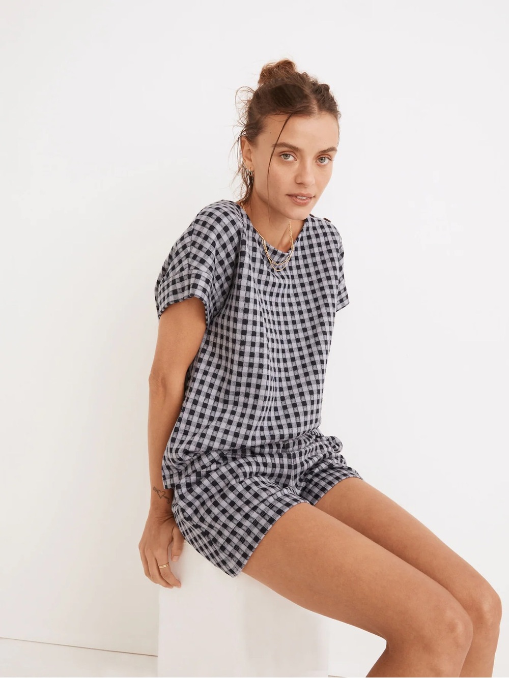 Madewell Gingham Knit Seersucker Button-Shoulder Top in Faded Lavender - Picture 2 of 9